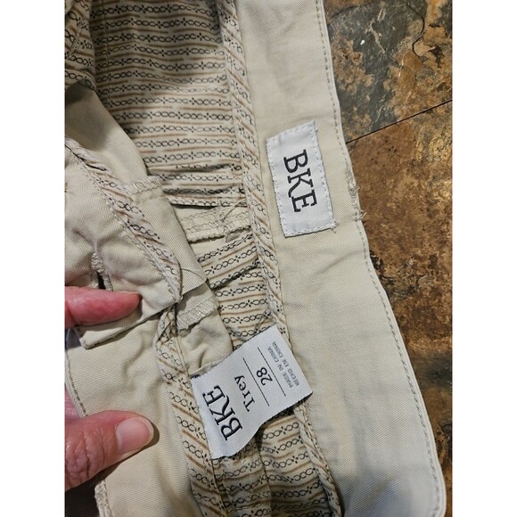 BKE Casuals Trey Light Tan Raw Hem Shorts size 28 4 Pockets Double Buttons(A228 - Picture 4 of 8